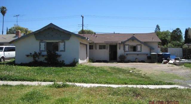 Photo of 8804 Holly Ln, Riverside, CA 92503