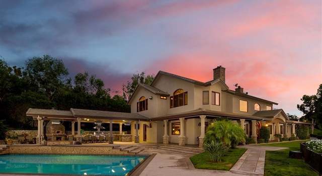 Photo of 1291 Summit Pl, Escondido, CA 92025