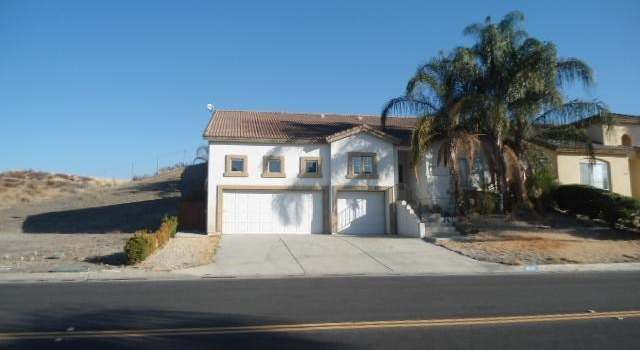 Photo of 30223 Longhorn Dr, Canyon Lake, CA 92587