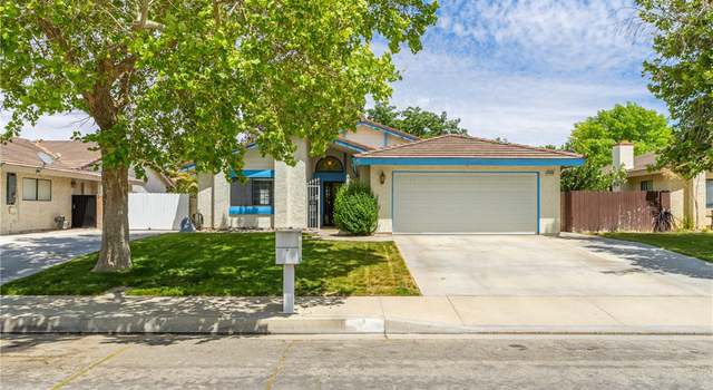 Photo of 44330 Ruthron Ave, Lancaster, CA 93536