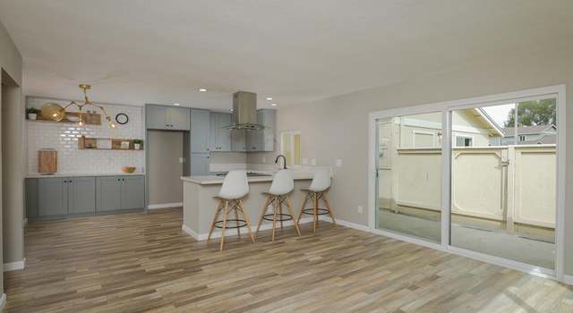 Photo of 264 Aspenwood Ln, Encinitas, CA 92024