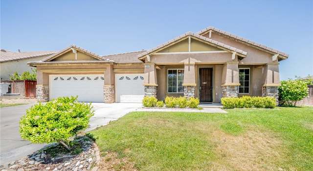 Photo of 13932 Pinellia St, Hesperia, CA 92344