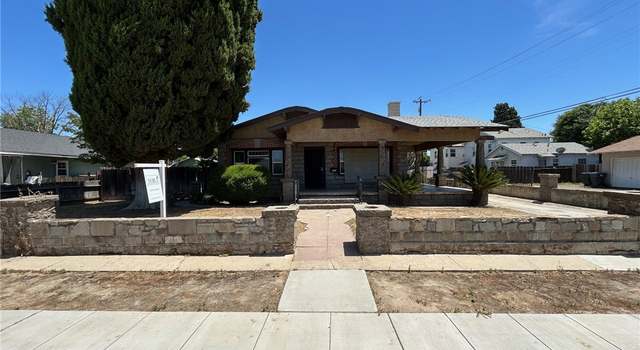 Photo of 405 N A St, Madera, CA 93638