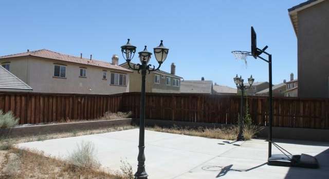 Photo of 9081 Seal Beach Dr, Hesperia, CA 92344