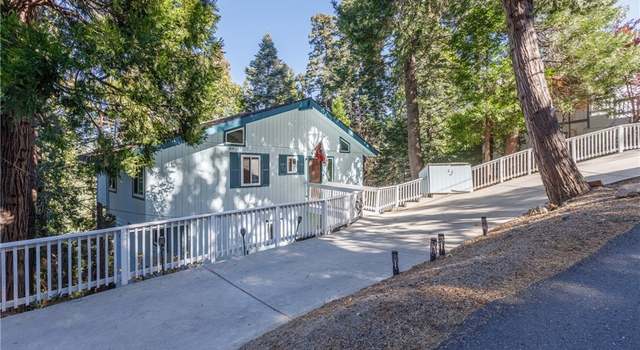 Photo of 899 Nesthorn Dr, Crestline, CA 92325