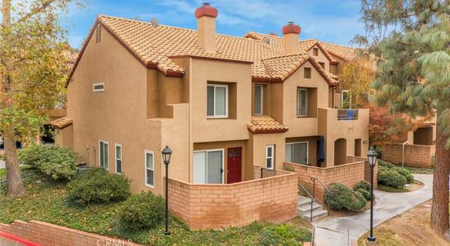 Photo of 22735 Copper Hill Dr #10, Saugus, CA 91350
