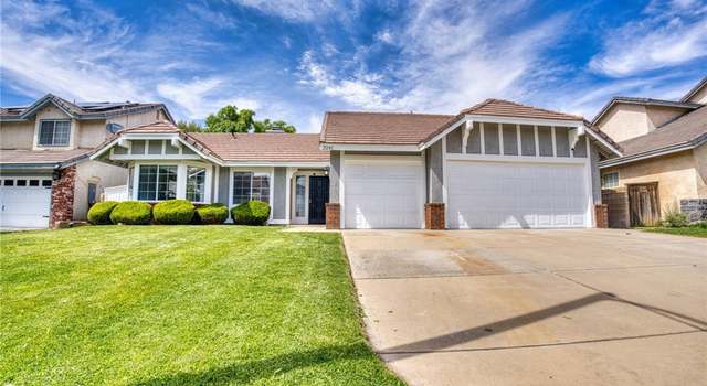 Photo of 3241 Redbud Ln, Palmdale, CA 93551
