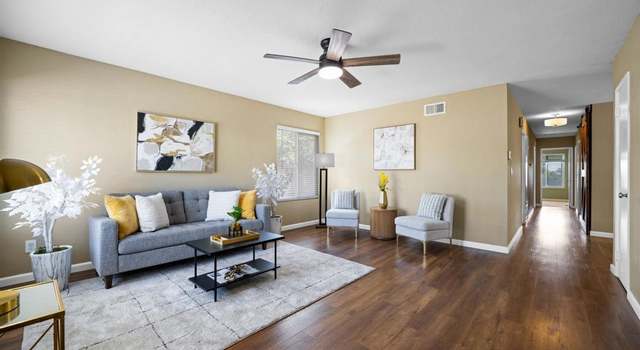 Photo of 10426 Escadera Dr, Lakeside, CA 92040
