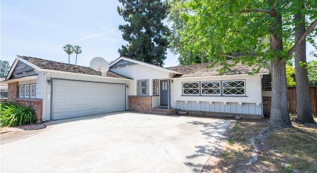 Photo of 23250 Mariano St, Woodland Hills, CA 91367