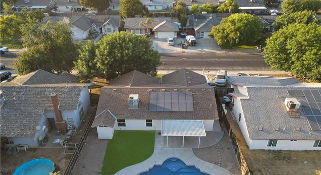 Photo of 1001 Lakewood Dr, Hanford, CA 93230