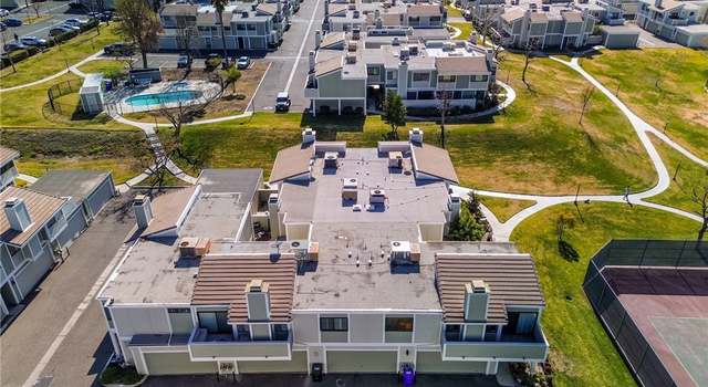 Photo of 27119 Crossglade Ave #1, Canyon Country, CA 91351