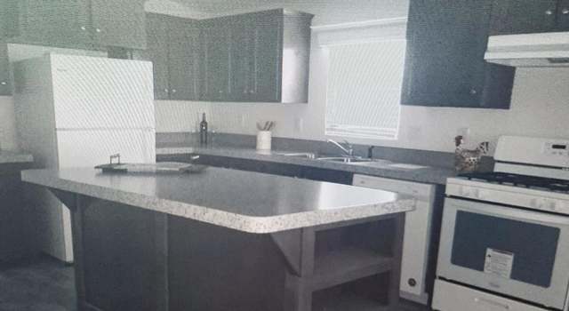 Photo of 18040 Eucalyptus Ave, Lake Elsinore, CA 92532