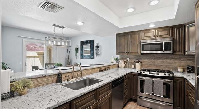 Photo of 916 Ardmore Cir, Redlands, CA 92374