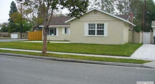 Photo of 15392 SALISBURY Ln, Huntington Beach, CA 92647