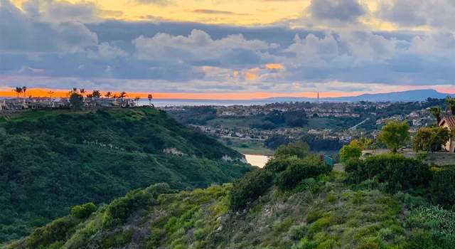 Photo of 1784 Hawk View Dr, Encinitas, CA 92024