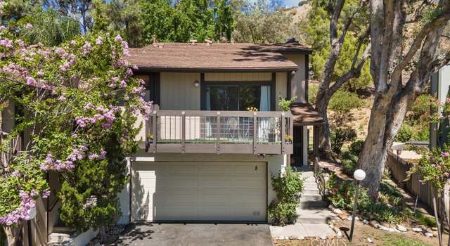 Photo of 10831 Roycroft St #8, Sun Valley, CA 91352