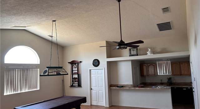 Photo of 15377 El Centro St, Hesperia, CA 92345
