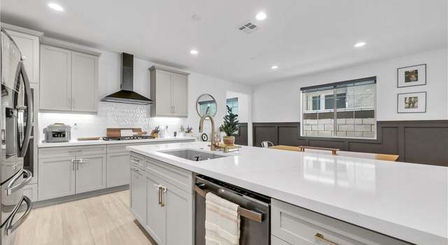 Photo of 5321 Prato Ln, Fontana, CA 92336