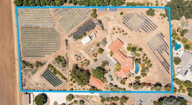 Photo of 408 OLIVE HILL Way, Fallbrook, CA 92028