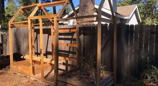 Photo of 22832 Waters Dr, Crestline, CA 92325