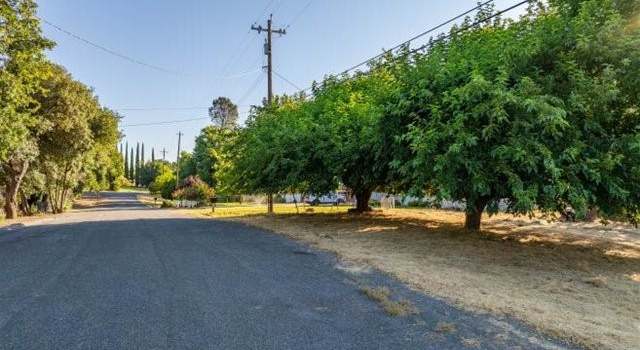 Photo of 15460 China Rapids Dr, Red Bluff, CA 96080