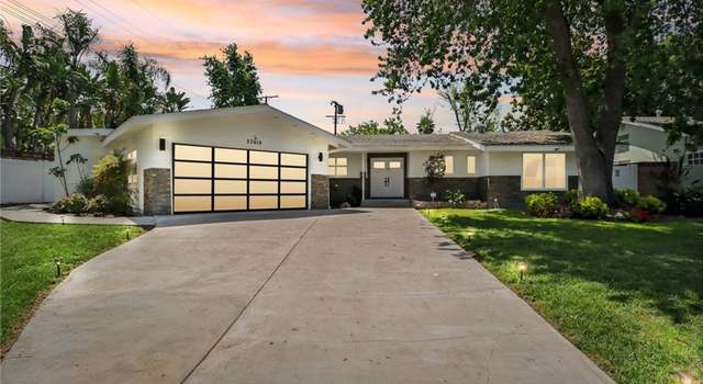 Photo of 23414 Clarendon St, Woodland Hills, CA 91367