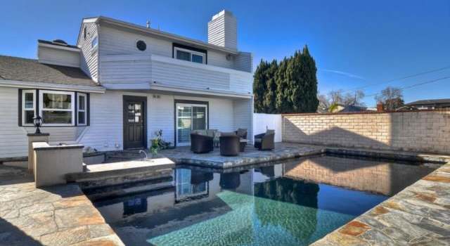 Photo of 492 Magnolia St, Costa Mesa, CA 92627