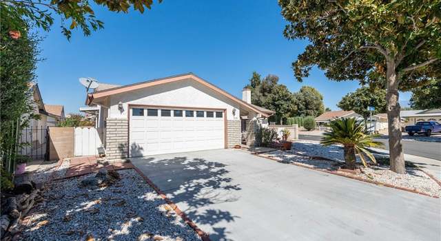 Photo of 2108 El Toro Cir, Hemet, CA 92545