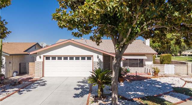 Photo of 2108 El Toro Cir, Hemet, CA 92545