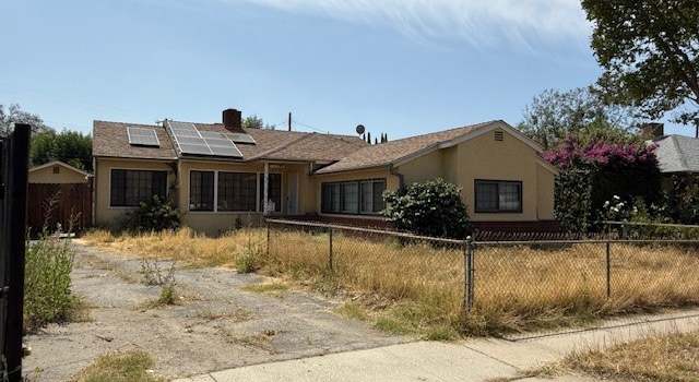 Photo of 14594 Dyer St, Sylmar, CA 91342