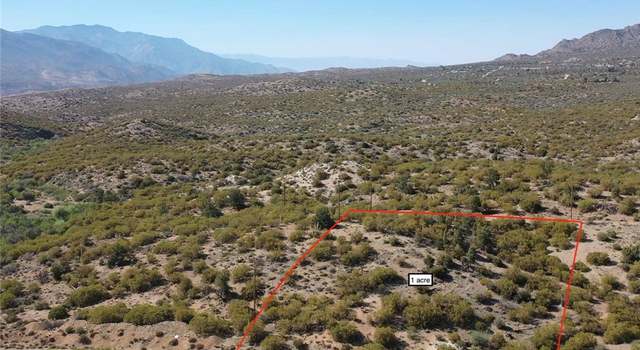 Photo of 6000 Saint Pierre Rd, CA 92561
