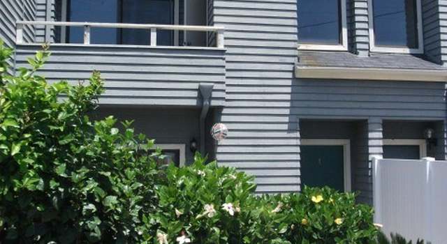 Photo of 3315 N Crest Dr, Long Beach, CA 90807
