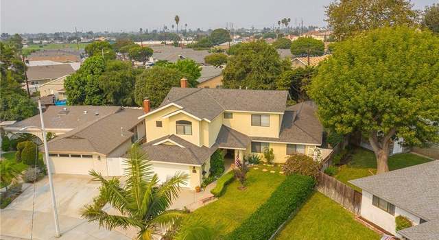 Photo of 17622 Forest Ln, Huntington Beach, CA 92647