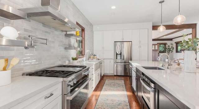 Photo of 4050 Park Dr, Carlsbad, CA 92008