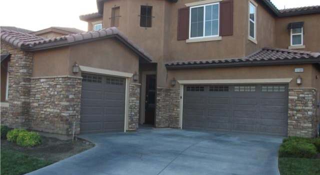 Photo of 10988 White Ash Ln, Fontana, CA 92337