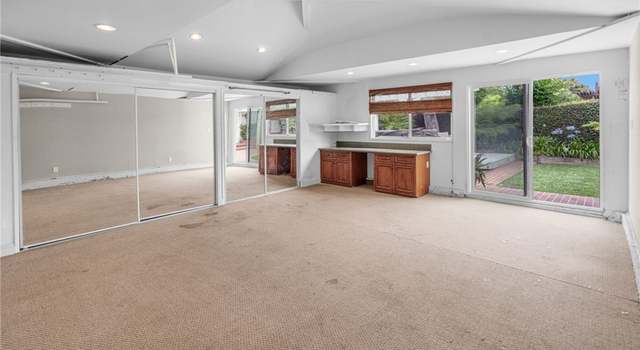 Photo of 6880 E Kallin Way, Long Beach, CA 90815