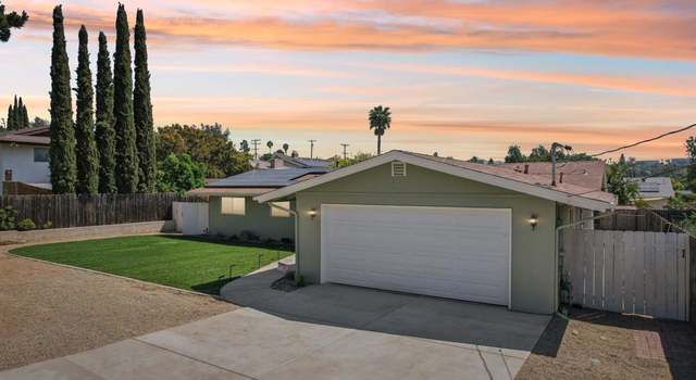 Photo of 847 Via Alegre, Fallbrook, CA 92028