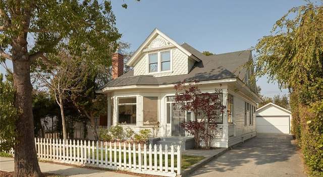 Photo of 3025 E Corto Pl, Long Beach, CA 90803