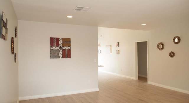 Photo of 2748 N Keystone St, Burbank, CA 91504