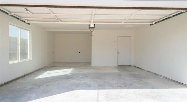 Photo of 18168 Live Oak St, Hesperia, CA 92345