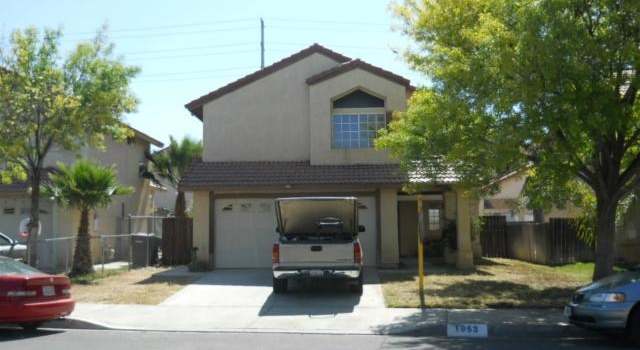 Photo of 1953 Neptune Dr, Perris, CA 92571