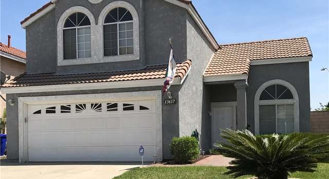 Photo of 13657 Kings Canyon Ct, Fontana, CA 92336