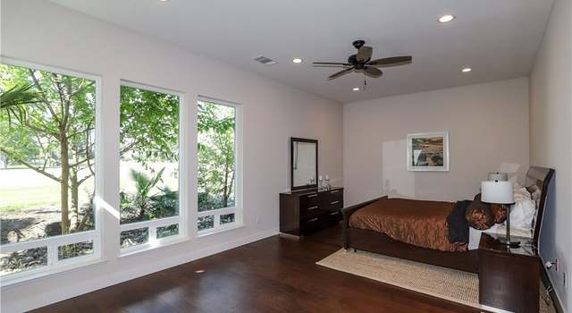 Photo of 6190 Country Club Pl, Merced, CA 95340