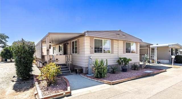 Photo of 725 W Thornton Ave #14, Hemet, CA 92543
