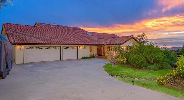 Photo of 2169 Victoria Park Ter, Alpine, CA 91901