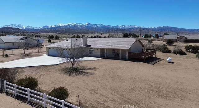 Photo of 8370 Wolf Dr, Phelan, CA 92371
