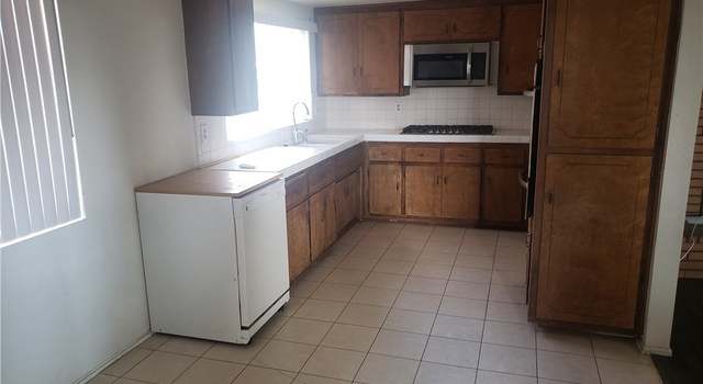 Photo of 9398 Emerald Ave, Fontana, CA 92335