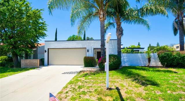 Photo of 9539 Gladbeck Ave, Northridge, CA 91324