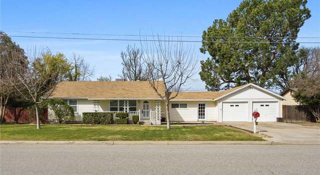 Photo of 303 Maple St, Shafter, CA 93263