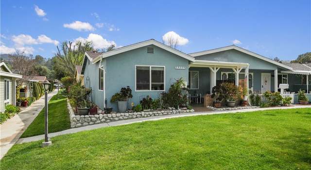 Photo of 19221 Avenue Of The Oaks Unit A, Newhall, CA 91321
